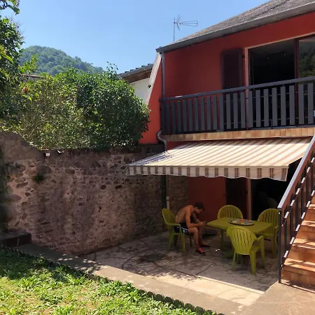 Joli Avec Balcon, Jardin Et Garage - Vue Sur Montagne * Bagneres-de-Bigorre
